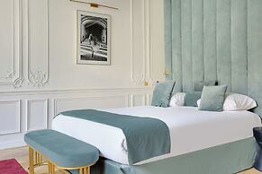 Exceptional Property - 4br/12p - Parc Monceau