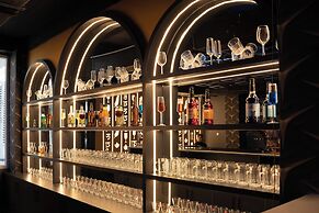 Hotel W Grand - A Boutique Hotel