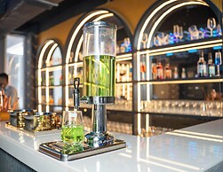 Hotel W Grand - A Boutique Hotel