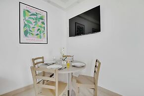 Charming Studio for 2 - Near Voltaire & 11th Arr. Town Hall, Paris
