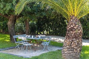 Magnificent House With Swimming Pool - 5br/10p - Gassin