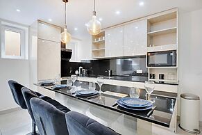 Appartement in the Heart of Paris Canal de L'ourq/crimee