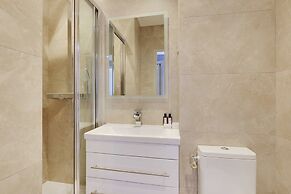 Chic Apartment - 2br/6p - Roquette