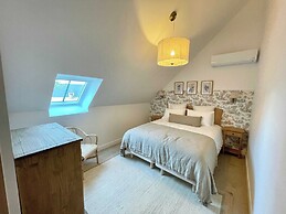 Maison Castel - A Haven of Peace Near Deauville