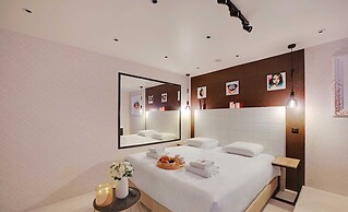 Intimate Flat w/ A/C & Jacuzzi - 2br/6p Montmartre