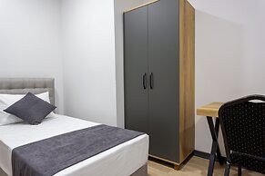 ATM Suite Hotel