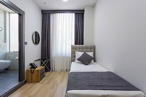 ATM Suite Hotel