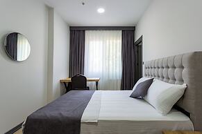ATM Suite Hotel