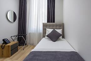 ATM Suite Hotel
