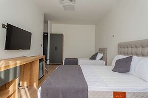 ATM Suite Hotel