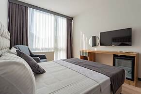 ATM Suite Hotel