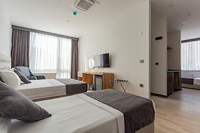 ATM Suite Hotel