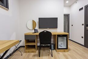 ATM Suite Hotel