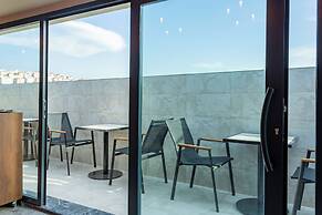 ATM Suite Hotel
