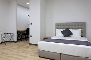 ATM Suite Hotel