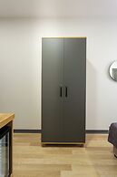 ATM Suite Hotel