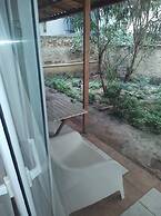 Center Apartment With Private Yard D11