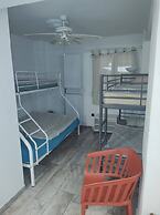 Center Apartment With Private Yard D11