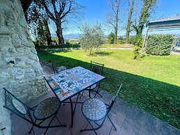 Spoleto Poolside - Sleeps 24