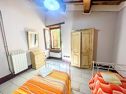 Spoleto Poolside - Sleeps 24