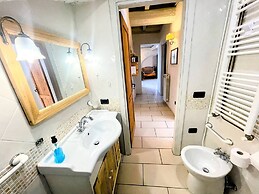 Spoleto Poolside - Sleeps 24