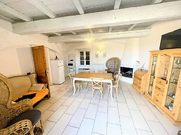 Spoleto Poolside - Sleeps 24