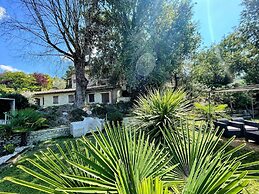 Spoleto Poolside - Sleeps 24