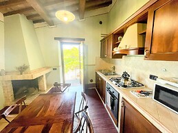 Spoleto Poolside - Sleeps 24