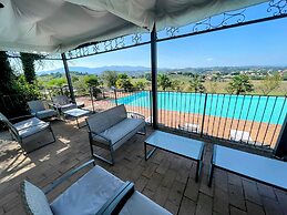 Spoleto Poolside - Sleeps 24