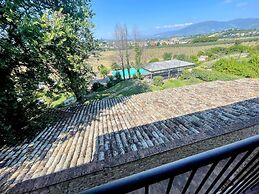 Spoleto Poolside - Sleeps 24