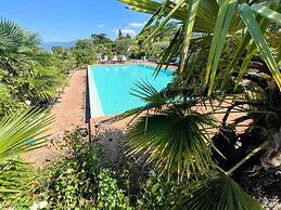 Spoleto Poolside - Sleeps 24