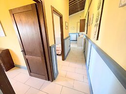 Spoleto Poolside - Sleeps 24