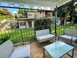 Spoleto Poolside - Sleeps 24