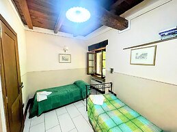 Spoleto Poolside - Sleeps 24