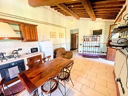 Spoleto Poolside - Sleeps 24