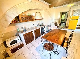 Spoleto Poolside - Sleeps 24