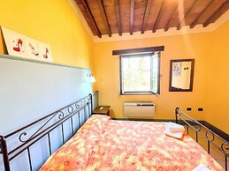 Spoleto Poolside - Sleeps 24