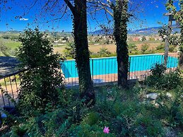 Spoleto Poolside - Sleeps 24