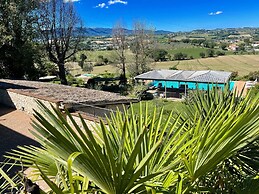 Spoleto Poolside - Sleeps 24