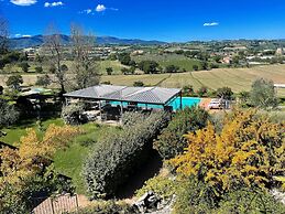 Spoleto Poolside - Sleeps 24