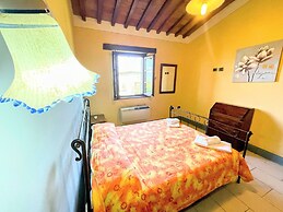 Spoleto Poolside - Sleeps 24