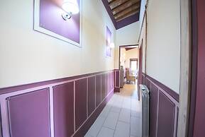 Spoleto Poolside - Sleeps 24