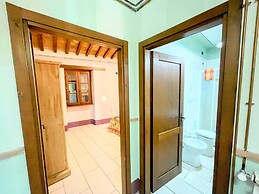 Spoleto Poolside - Sleeps 24