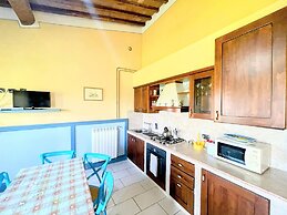 Spoleto Poolside - Sleeps 24