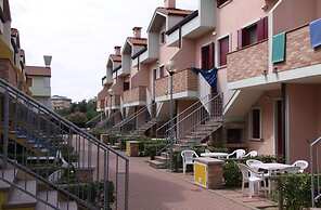 Relax and Enjoy Your Stay in Rosolina by the Pool