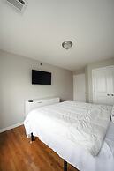 Newark Liberty Gem Brick House - Apt 3
