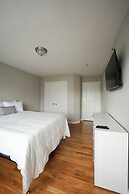 Newark Liberty Gem Brick House - Apt 3