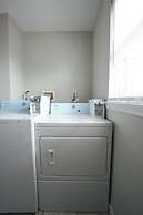 Newark Liberty Gem Brick House - Apt 3