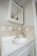 Newark Liberty Gem Brick House - Apt 3