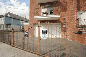 Newark Liberty Gem Brick House - Apt 3